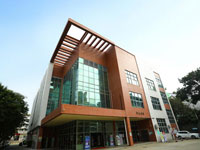 成都新動態國際英語學校